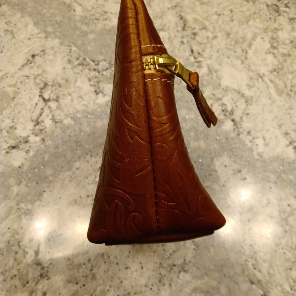 Portland Leather Floral Embossed Tan Cosmetic Case - Picture 7 of 7